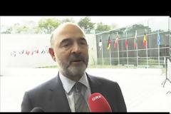 ΠΟΛΛΗ ΔΟΥΛΕΙΑ ΖΗΤΑ ΑΠΟ ΤΗΝ ΕΛΛΑΔΑ Ο ΝΤΕΪΣΕΛΜΠΛΟΥΜ