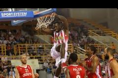 ΤΑ... ΑΠΙΣΤΕΥΤΑ ΤΟΥ MVP ΓΙΑΝΓΚ ΚΟΝΤΡΑ ΣΤΗΝ ΤΣΕΝΤΕΒΙΤΑ! *ΒΙΝΤΕΟ*
