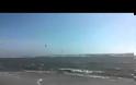 «Ανεμοδαρμένες» παραλίες και Kitesurf στην Ξάνθη – Εντυπωσιακό θέαμα στην Μάνδρα