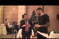 Ο ΠΡΙΝΤΕΖΗΣ ΚΑΙ Ο... ΜΑΓΟΣ! *ΒΙΝΤΕΟ*