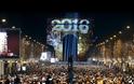 ΦΑΝΤΑΣΜΑΓΟΡΙΚΗ ΥΠΟΔΟΧΗ ΤΟΥ 2016 ΣΕ ΟΛΟΚΛΗΡΟ ΤΟΝ ΚΟΣΜΟ