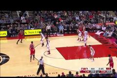 Βίντεο: Ο Τζίμι Μπάτλερ «έσπασε» το ιστορικό ρεκόρ του Μάικλ Τζόρνταν