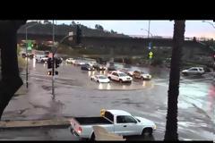 Video: Μία Gallardo καταδύεται και αναδύεται