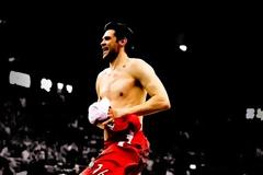 ΚΩΣΤΑΣ ΠΑΠΑΝΙΚΟΛΑΟΥ ΚΑΙ... «i'm coming home»! *ΒΙΝΤΕΟ*