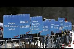 FT: Η ΕΛΛΑΔΑ ΔΕΝ ΜΠΟΡΕΙ ΝΑ ΓΙΝΕΙ «ΜΑΝΤΡΙ» ΓΙΑ ΜΕΤΑΝΑΣΤΕΣ VD