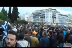 Και οι μελισσοκόμοι στο Σύνταγμα: Ανοργάνωτοι και σκόρπιοι μεν αλλά τουλάχιστον ήταν εκεί [photo+video]