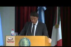 Γκάφα του Ρέντσι στην Αργεντινή: Διάβασε στίχους άλλου ποιητή αντί του Μπόρχες