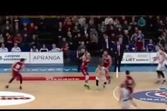ΕΥΣΤΟΧΗΣΕ ΑΠΟ ΤΑ... 20 ΜΕΤΡΑ Ο ΣΕΪΜΠΟΥΤΙΣ! *ΒΙΝΤΕΟ*