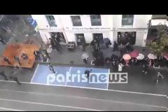 Ο καιρός διέκοψε την παρέλαση στον Πύργο - Δεν εμφανίστηκαν οι επίσημοι