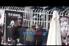 Επεισόδια στις κερκίδες μεταξύ ΜΑΤ και φιλάθλων της ΑΕΛ - ξυλο και πρόκληση ζημιών στον αγώνα με τα Τρίκαλα  [video]