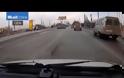 Είδε τον πρώην της με την νυν και του άλλαξε τα φώτα [video]