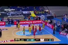 Τζέντλεμαν ο Χάκετ!