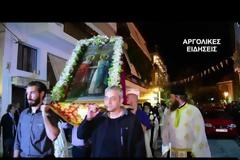 Με λαμπρότητα το Ναύπλιο τιμά τους Αγιους Κωνσταντίνο και Ελένη [video]