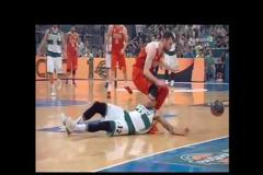ΦΑΣΕΙΣ ΓΙΑ 9... ΕΝΣΤΑΣΕΙΣ ΣΤΟ ΟΑΚΑ!  *VIDEOS*