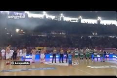 Η SELFIE ΜΕ ΣΠΑΝΟΥΛΗ ΕΝ ΩΡΑ ΑΓΩΝΑ ΚΑΙ Η «ΦΑΠΑ» ΣΕ ΔΙΑΜΑΝΤΙΔΗ! *ΒΙΝΤΕΟ*