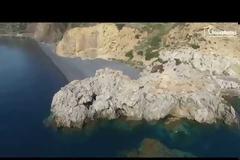 Η μοναδική ομορφιά του Μαύρου Γιαλού από ψηλά! [video]