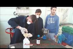 Τρίκαλα: Μαθητές παρασκεύασαν βιοντίζελ από τηγανέλαια-το νέο βιοκαύσιμο [photo+video]