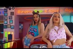 Ο Χρήστος Φερεντίνος συμμετέχει στο videoclip των  «Deevibes» [video]
