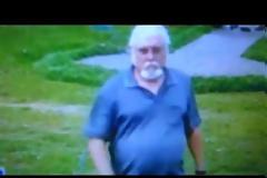 Το βίντεο που «γκρέμισε» το ίντερνετ: είναι ζωντανός ο Έλβις Πρίσλεϊ;