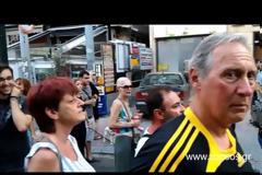 Διαμαρτυρήθηκαν για την κακοποίηση της Λεϊλά έξω από το σπίτι του άνδρα που την πέταξε από μπαλκόνι 3ου ορόφου