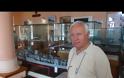Κρήτη: Ο πρώην αντιπλοίαρχος που φτιάχνει εκπληκτικές μινιατούρες πλοίων (Video)