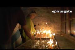 Η περιφορά της εικόνας της Παναγίας στο γραφικό νησάκι της λίμνης Παμβώτιδας στα Γιάννενα!