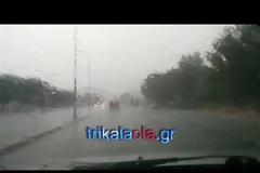 Νέο φοβερό μπουρίνι χτύπησε σήμερα τα Τρίκαλα - Η ώρα του κατακλυσμού [video]