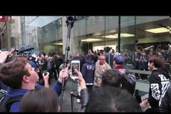 Πόλεμος για ένα iphone 7 και το δωράκι της Apple