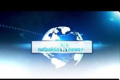 Ναύπακτος: Ι.Χ. καρφώθηκε σε βιτρίνα καταστήματος μετά από σύγκρουση [video]