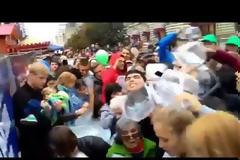 Αυτή είναι η μεγαλύτερη χωριάτικη που φτιάχτηκε ποτέ [video]
