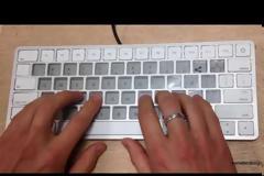 Έρχεται το νέο πληκτρολόγιο της Apple με μικρές οθόνες αντί για πλήκτρα