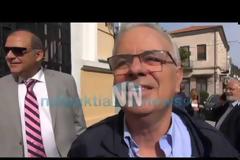 Υπουργός κλείστηκε έξω από το δημαρχείο στη Ναύπακτο -Βρήκε κλειδωμένη την πόρτα [video]