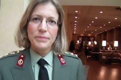 Στρατιωτικοί ιατροί νικούν σπάνιο καρκίνο του μαστού [video]