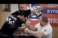Ο κυρίαρχος των δυναμικών αθλημάτων ξανά στην κορυφή [video]
