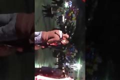 Ο Άγιος Βασίλης έκανε πρόταση γάμου και παραλίγο να τον συλλάβει η Αστυνομία!