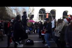 Θεσσαλονίκη: Όλη η πόλη μια γιορτή - Κάλαντα και παιδικές φωνές