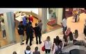 Πως μπορείς να πείσεις κάποιον ότι είσαι διάσημος! [video]