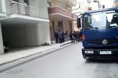 Πάτρα: Μπλόκο φοιτητών στον υφυπουργό Παιδείας - Ματαιώθηκε η συνέντευξη τύπου - Ο Δημήτρης Μπαξεβανάκης θα κάνει δηλώσεις στα γραφεία του ΣΥΡΙΖΑ