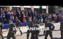 ΚΑΣΤΟΡΙΑ - Ανατρίχιασαν όλοι στην παρέλαση με τους Καταδρομείς - ''Στις φλέβες μου κυλάει αίμα Ελληνικό'' (Βίντεο)
