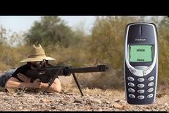 Χτύπησαν με ένα Rifle ένα ΝΟΚΙΑ 3310 – Δείτε τι έγινε… [video]
