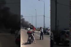 ΠΡΙΝ ΛΙΓΟ: Θανατηφόρο τροχαίο στην Ε.Ο. Θεσσαλονίκης - Μουδανιών  [video]