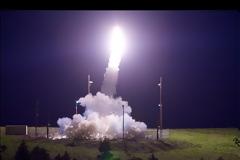THAAD : Tα πρώτα πλάνα από την πρόσφατη δοκιμή του αντιπυραυλικού συστήματος [video]