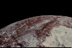 New Horizons από τον Πλούτωνα και τον Χάροντα [Video]