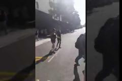 ΒΑΡΚΕΛΩΝΗ-Σκηνές τρόμου στην La Rambla :Φορτηγό έπεσε πάνω σε πεζούς που έτρεχαν να γλυτώσουν