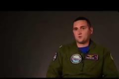 Ελληνικά χέρια δοκιμάζουν το F-35C στο αεροπλανοφόρο USS Abraham Lincoln! [video]