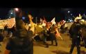 Άγριες συγκρούσεις διαδηλωτών – ΜΑΤ την ώρα της ομιλίας Τσίπρα! [video]