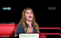 Έκλαψε live χτες η Έλενα Παπαρίζου προκαλώντας παραλήρημα στο πλατό του Voice - Η επική αντίδραση του Μουζουράκη