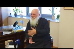 Αρχιεπίσκοπος Ιερώνυμος: «Πολλοί από αυτούς που ρυθμίζουν τις τύχες μας έχουν σκοτάδι» (βίντεο)