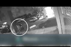 Βίντεο-Ντοκουμέντο: Ο ΑΜΕΑ αρχηγός των Γεωργιανών ληστών με το σίδερο τους καθοδηγεί
