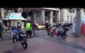 Απίστευτο βίντεο: Πακιστανοί  μπέρδεψαν με χρυσαυγίτες οπαδούς του ΠΑΟΚ και το... πλήρωσαν με άγριο ξύλο και διώξιμο από την Ομόνοια.